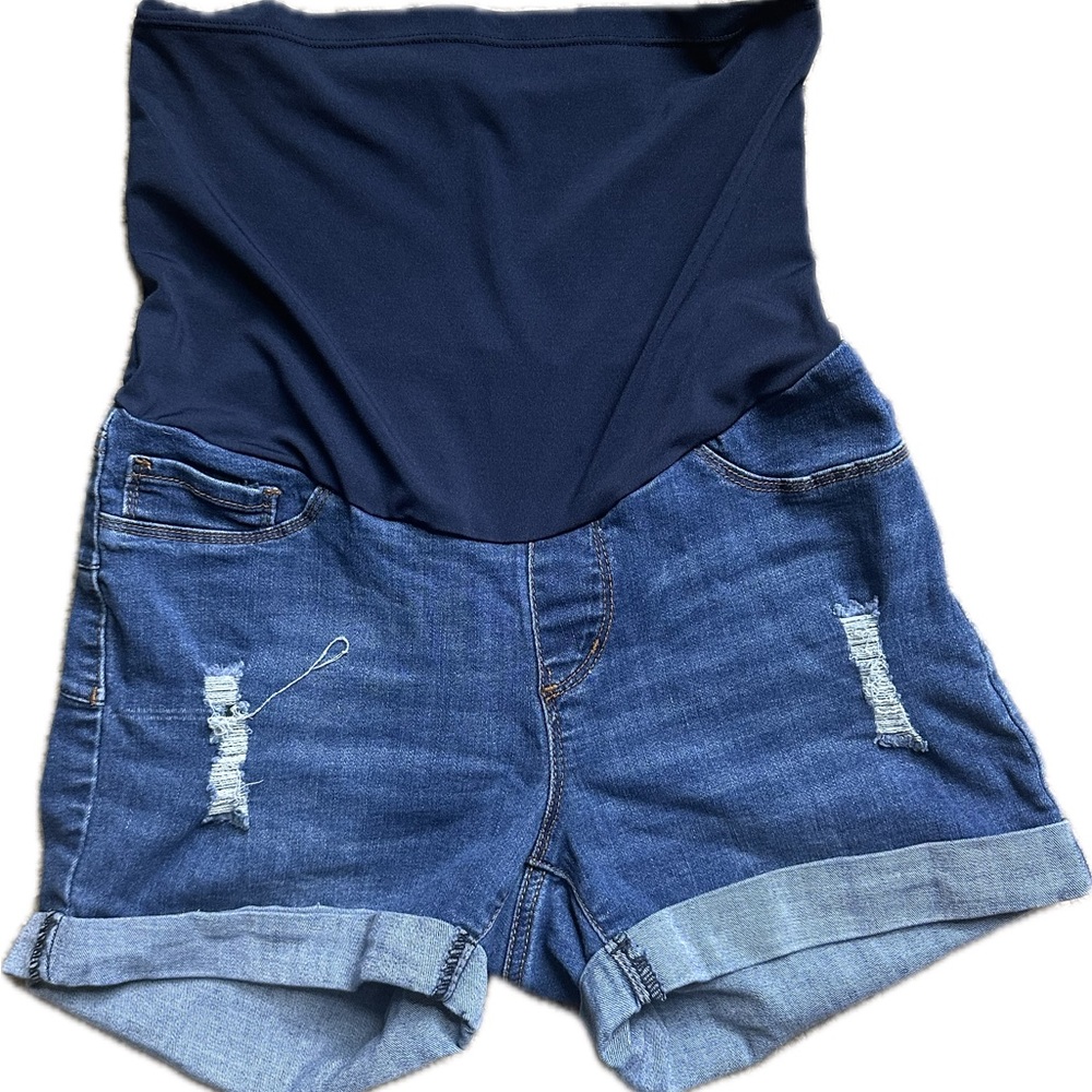 Maternity shorts